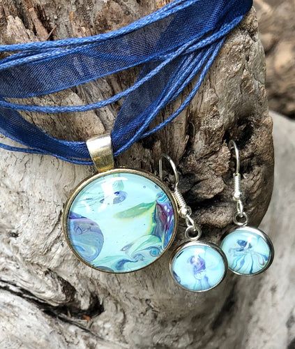 Paint Spill Pendant & Earrings Set